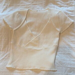 Pretty ivory ribbed waffle knit top Zara white top